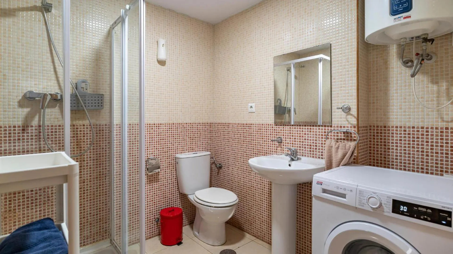 Gorgeous Apartment In トレモリノス 0*,  スペイン